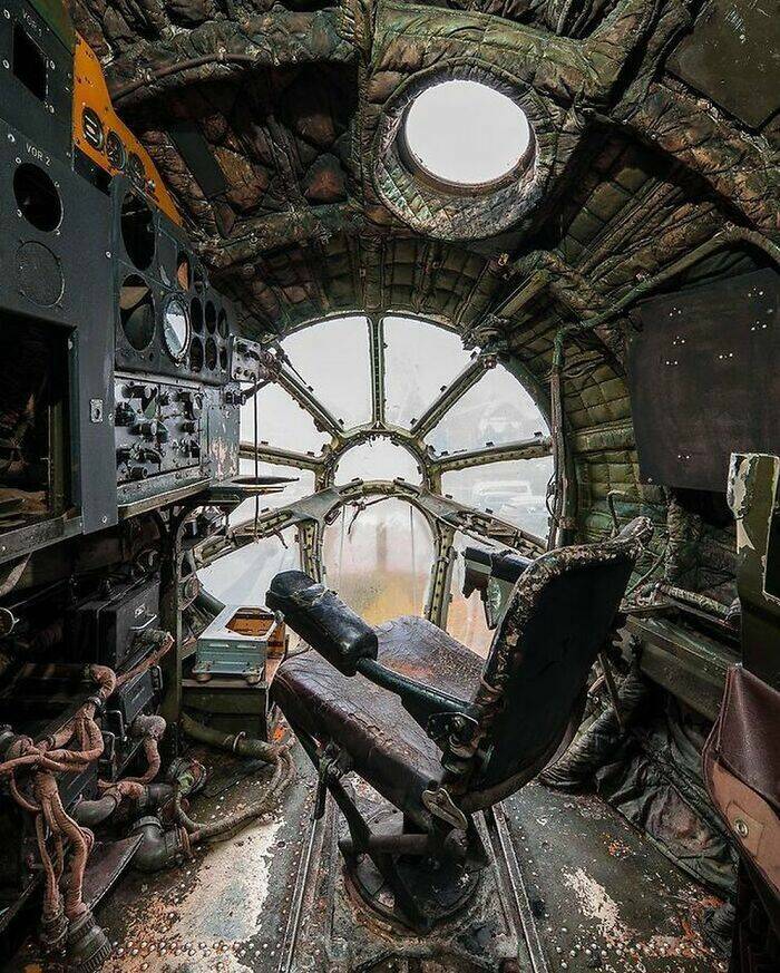 https://hfr-rehost.aurait.eu/https://img.izismile.com/img/img15/20230624/640/captivating_images_of_abandoned_places_that_will_haunt_your_imagination_640_high_24.jpg